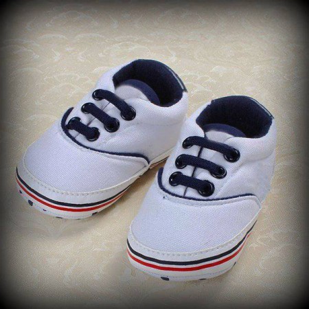 /products/zapatos-blancos/