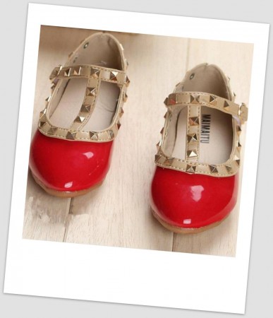 /products/zapatos-rojos/